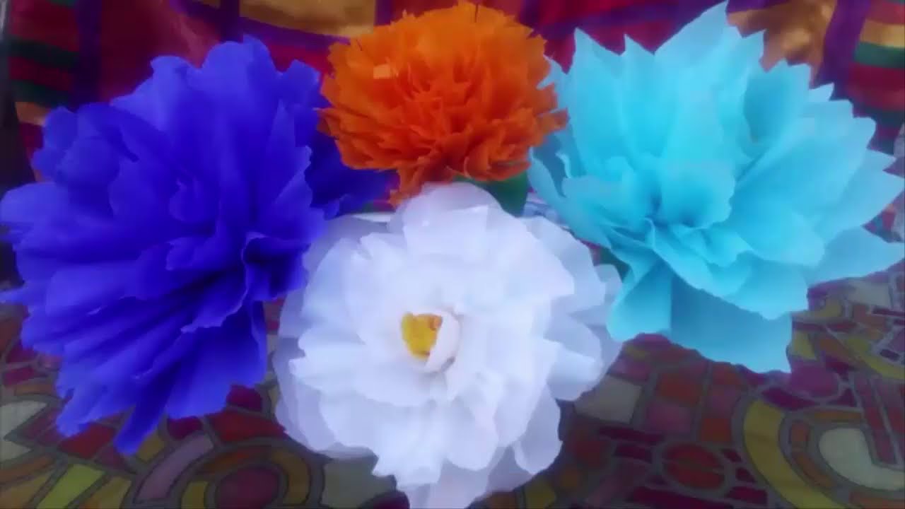 CUATRO ESTILOS DIFERENTES DE FLORES DE PAPEL CRÉPE, Para decorar