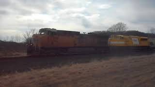 EMDX 7208 (2nd unit) w/UP 6039 leading CP 474 manifest 3/21/21 EMDX 7208 (2nd unit) w/UP 6039 leading CP 474 manifest 3/21/21