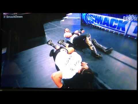 Braun Strowman and Tyson Fury destroy The B-Team!!!! Smackdown November 8th 2019