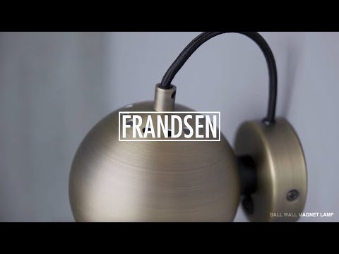 Video: Ball-formet vedhæng lampe lavet af 150 enkelt te-lys: Elaine af Daniel Becker