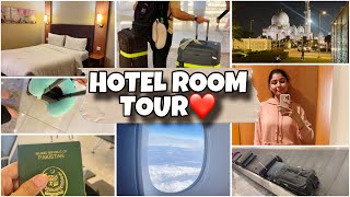 Hotel Room Tour ❤️ | First Expression Hi Kharab Tha 🥹 | Vlog 108 #travelvlog #travelingvlog #travel