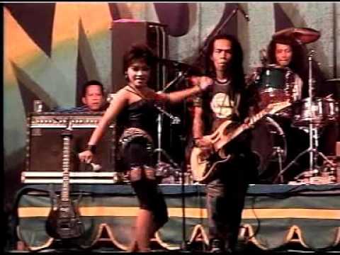 Kucing Garong - Ratna Antika - Om Monata 2007