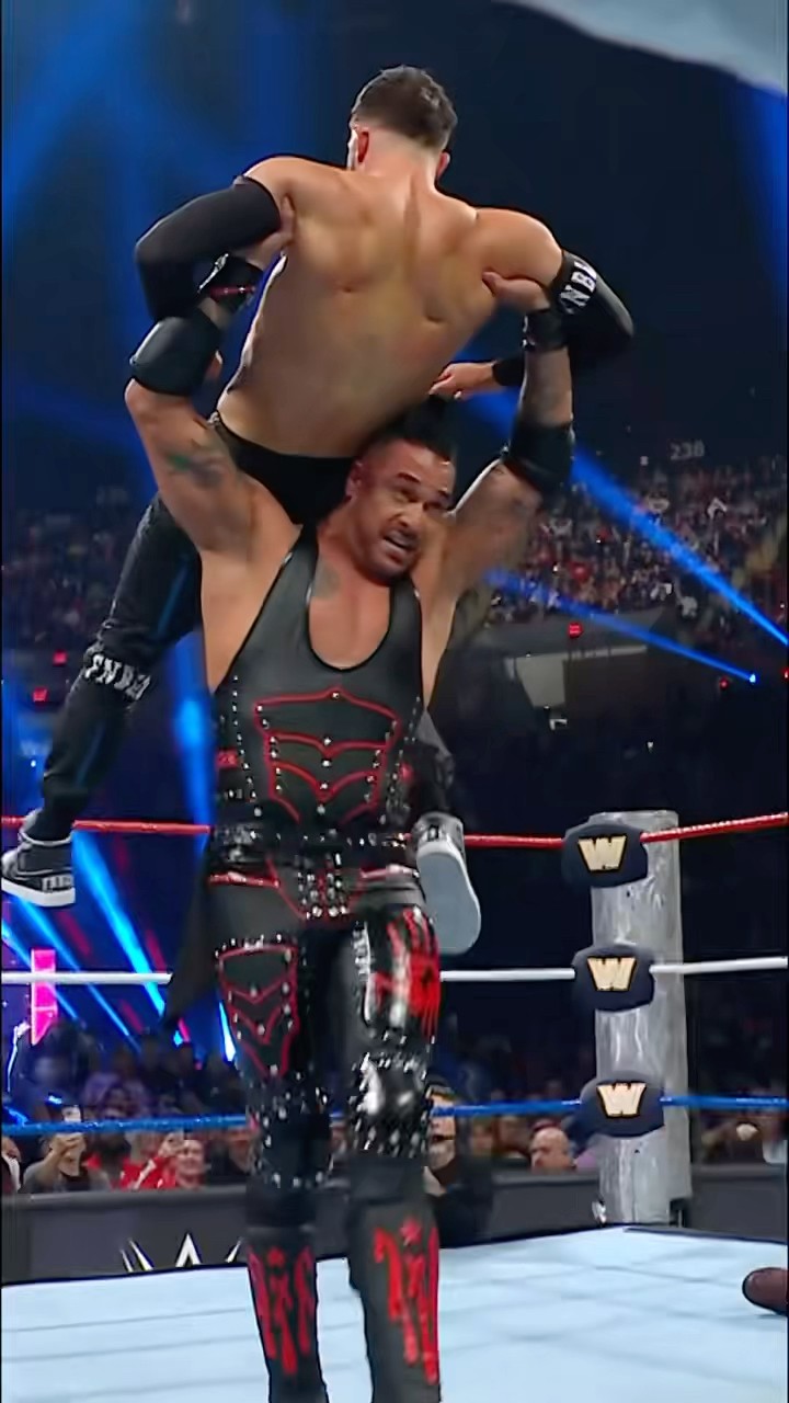 Really thought we were about to see the return of El Campeón… ?‍?