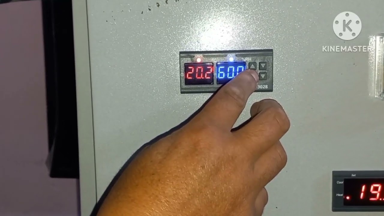 طريقة توصيل وبرمجة ثرموستات الرطوبة stc3028