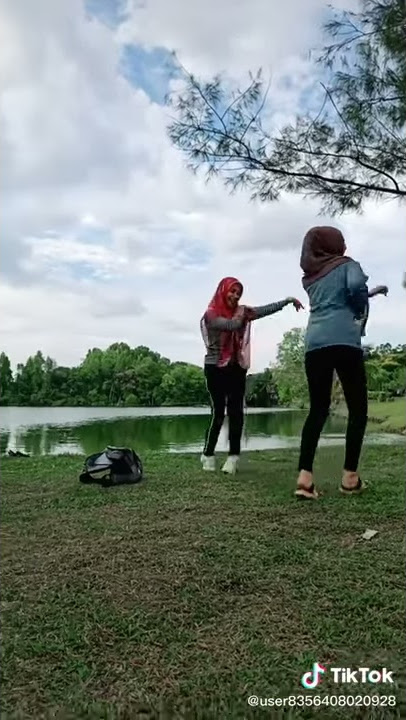 Awek tudung