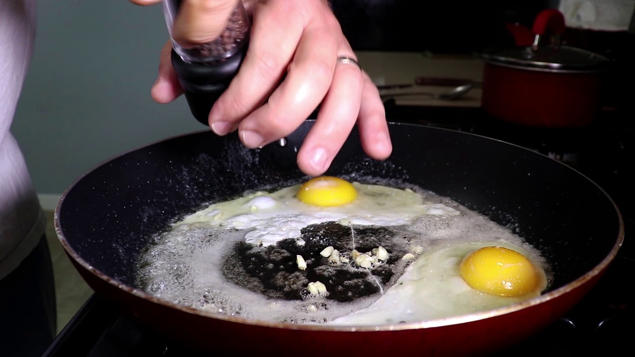 Cooking Eggs - YouTube