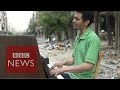 Pianist of Yarmouk films his journey from Syria to Europe - BBC News