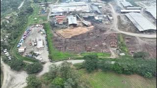 Bulolo from Above | Stunning Mavic 3 Drone Flyover – Mount Susu to Bulolo University College