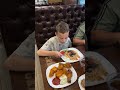 Кушаем в кафе в Мелеузе ❤️Шикарное кафе, шикарная подача и самое главное все вкусно 🥰 #семья