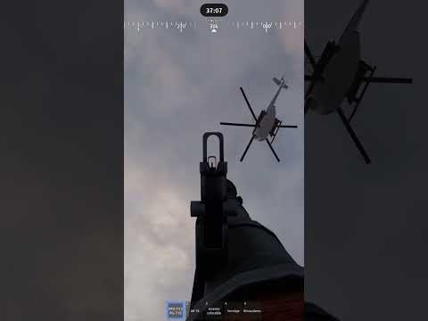 No AA? No problem 😎 RPG-7V2 vs Heli #mtc #gaming #roblox