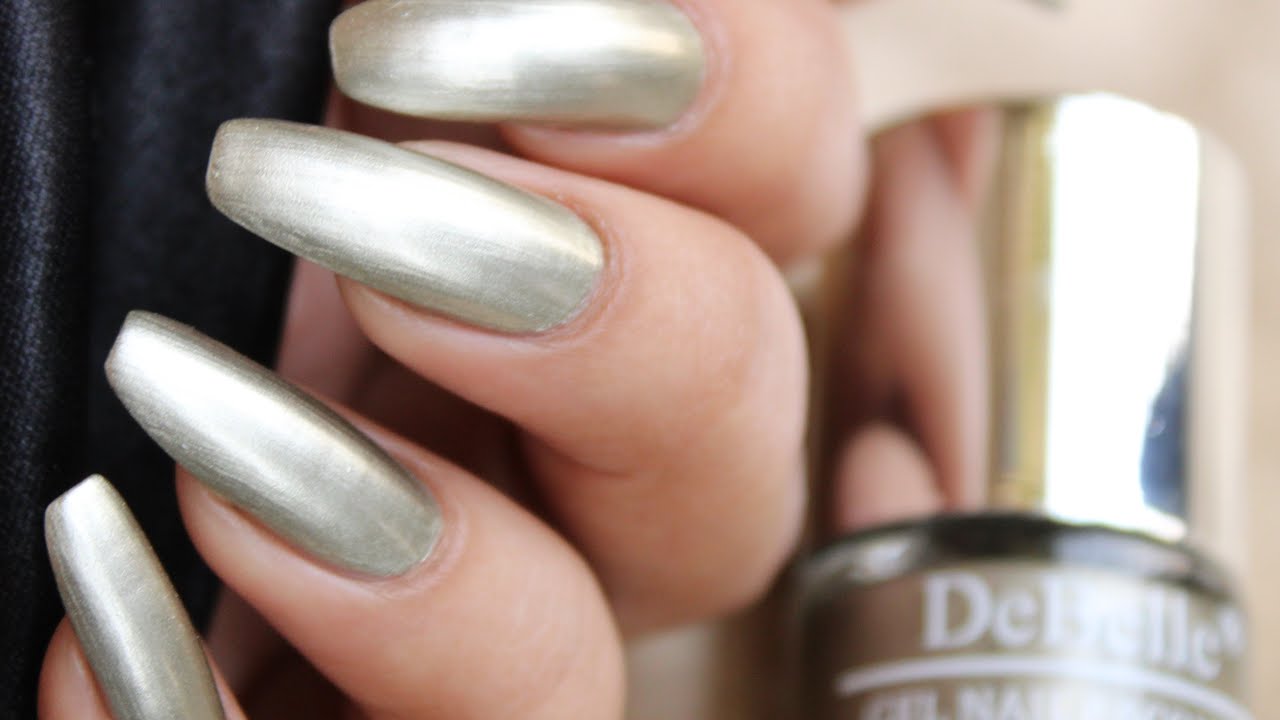 The 12 Best Glitter Nail Polishes