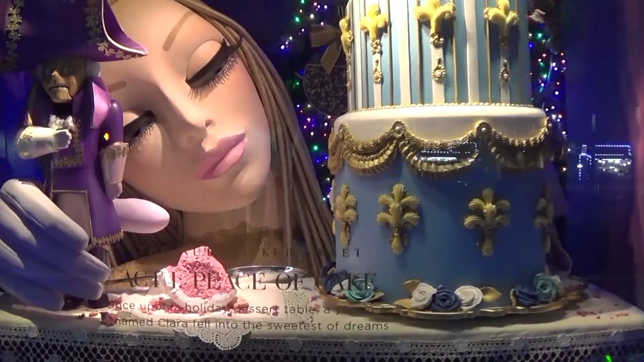 Saks Fifth Avenue Christmas Windows 2016 filmed on Saturday ...