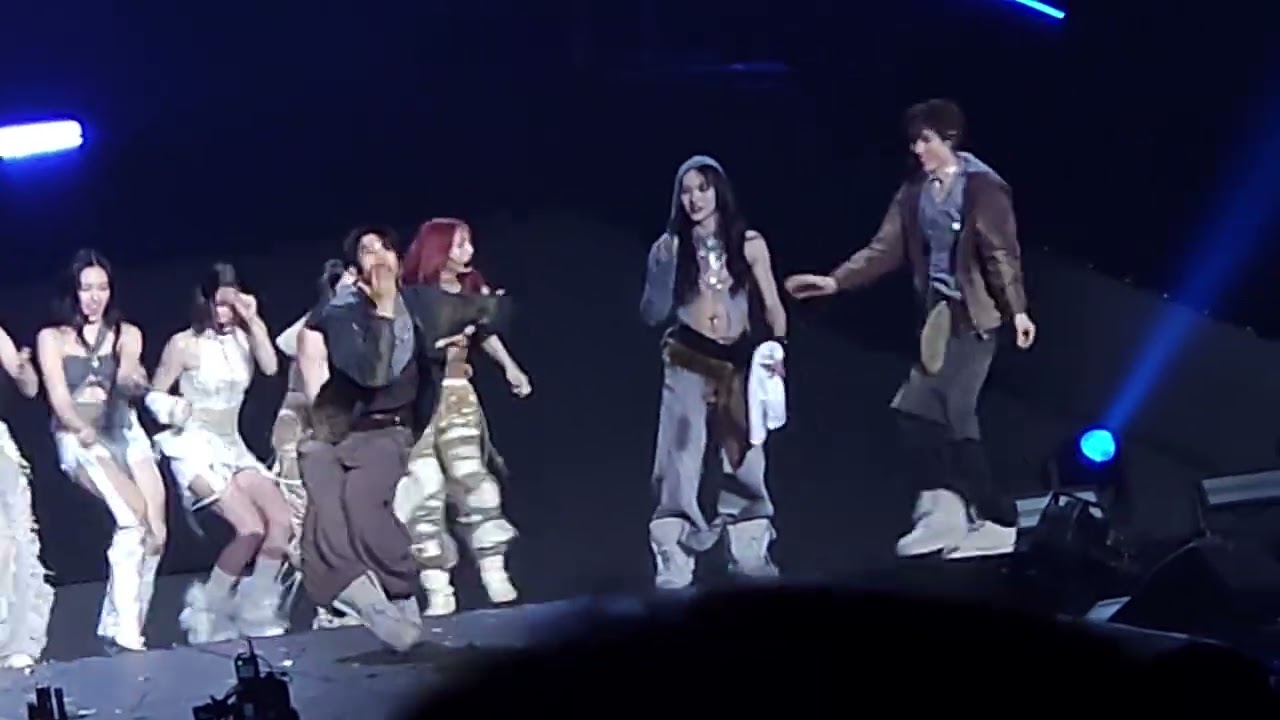 Talk + See Through #LYKNDuskAndDawnConcertD2 #LYKN 