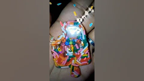Sprinkle popsicle shaker keychain 😋 Please subscribe for more! #shorts #resin
