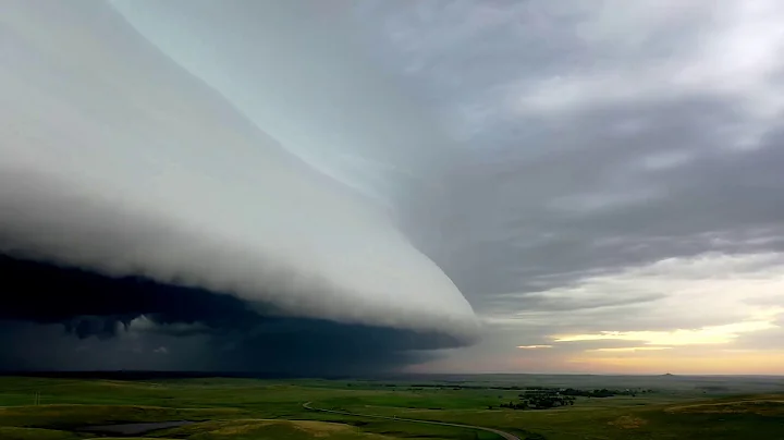 MONSTER DERECHO intercepted by Dominator Drone