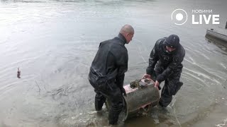 Разрушенная Каховская ГЭС открыла под водой страшные остатки Второй мировой войны | Новини.LIVE