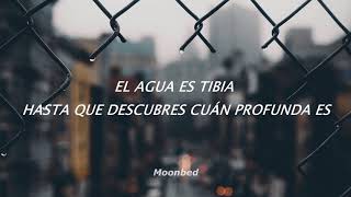 Download Lagu U2 - Stuck In A Moment You Can't Get Out Of (Sub. Español) MP3