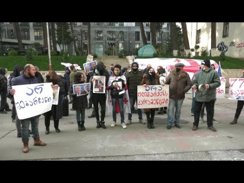 პროტესტის მე-15 დღე და კარვები პარლამენტთან