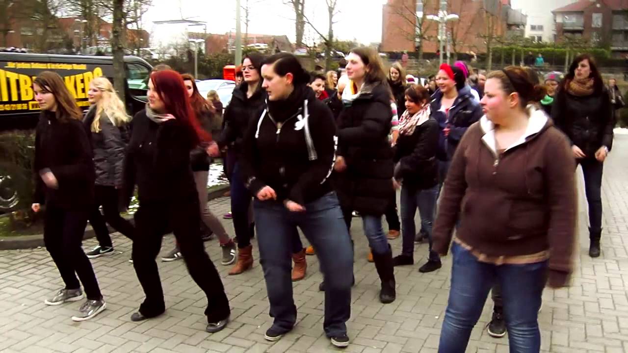 One Billion Rising Flashmob Billerbeck 14022013