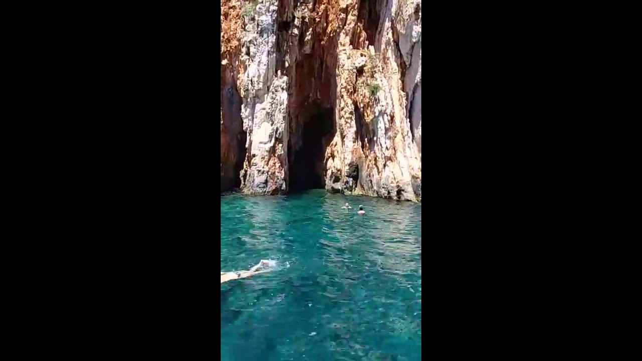 Red rocks and Hvar boat tour