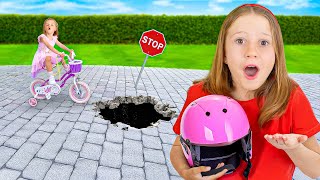 Nastya and her funny little friends