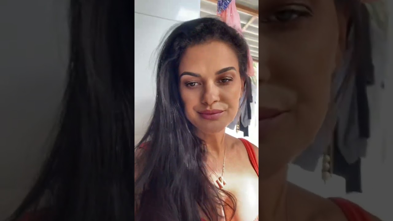 Você é lindo demais, coroa… aceita namorar essa donzela atrevida? 💋👑🔥