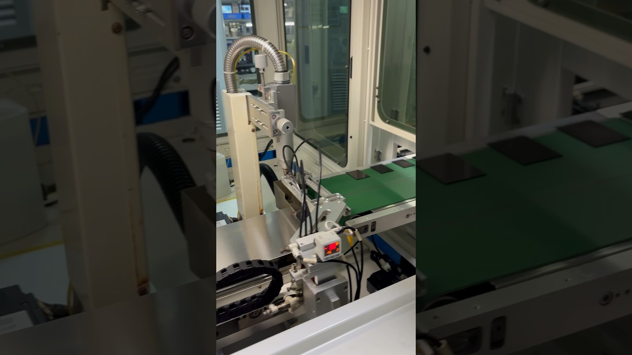 LCD display production process, clean before ic bonding.