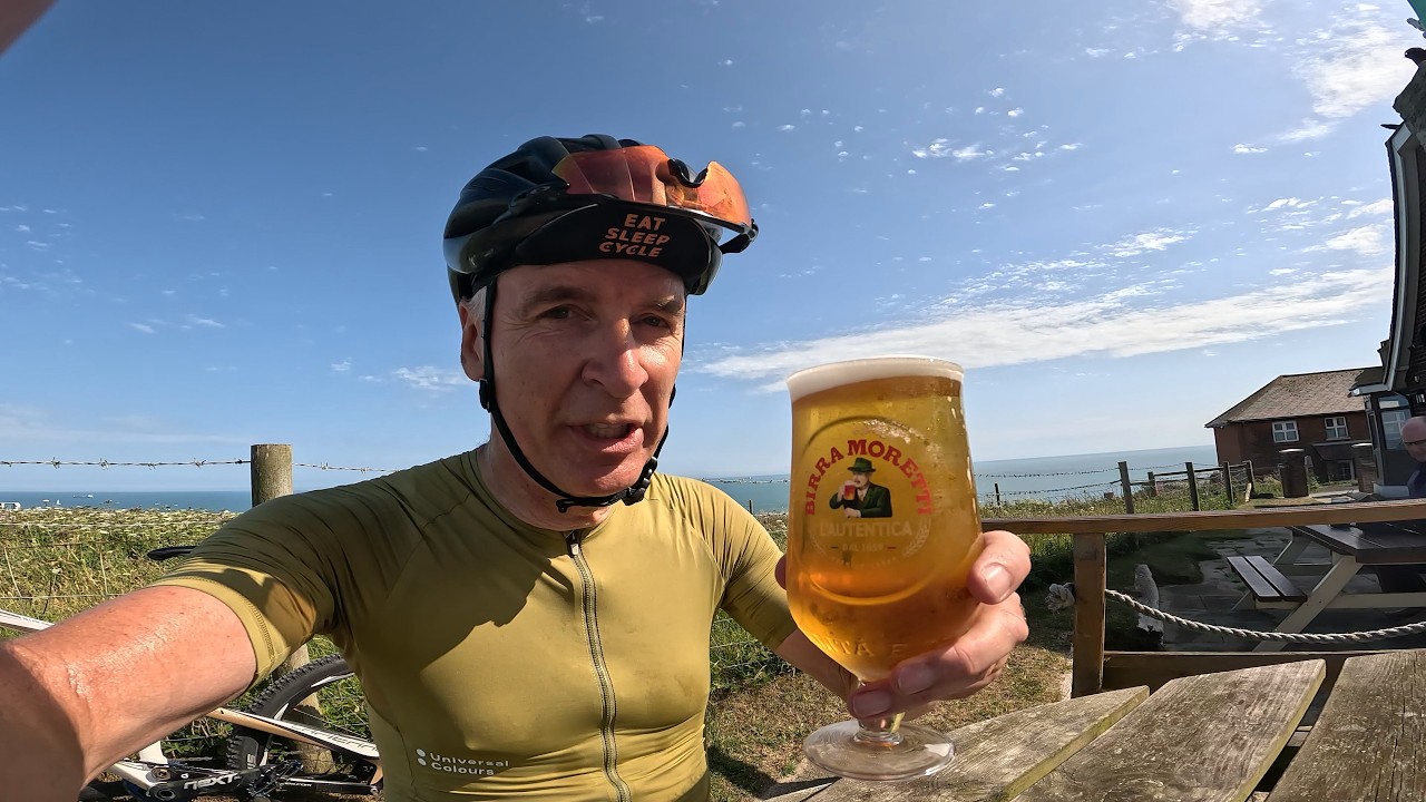 Round the Isle of Wight: clockwise cycling lap 