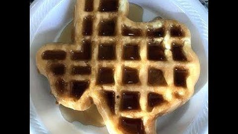 Contraction Mapping Principle and Polynomial Density