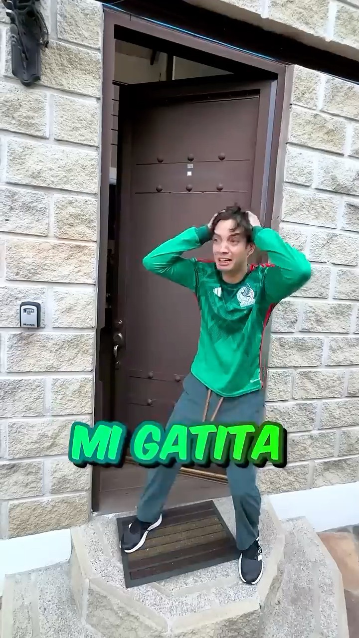 ¡Karla Bustillos perdió a mi gatita! ??
