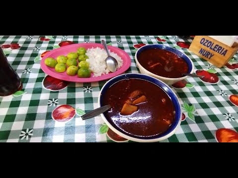 Comida Tradicional Méxicana, Pancita de res en Pozoleria Nuri. Acatlipa, Temixco, Morelos, México