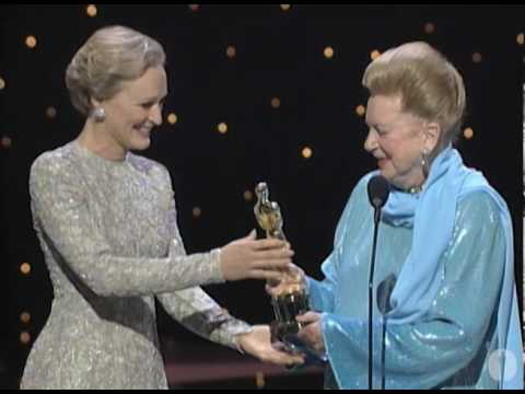 Deborah Kerr receiving an Honorary Oscar