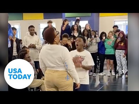 Florida teacher brings the moves in thrilling dance off with student | USA TODAY