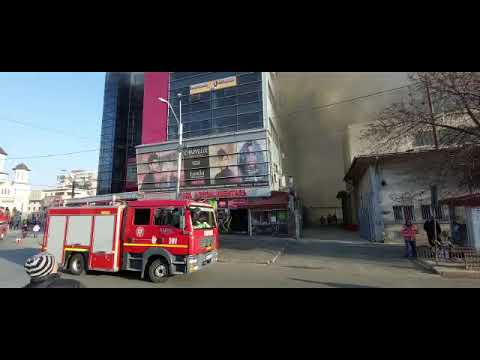 Incendiu la centrul comercial Prosper din București