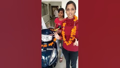 miss. omti raikwar jhansi up scooty achivament  smart value