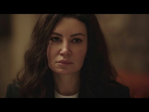 بتكتشف ان جوزها بيخونها مع بنات كتير وبيرمي عليها اللوم انها مهملة فيه ومش مهتمة بيه