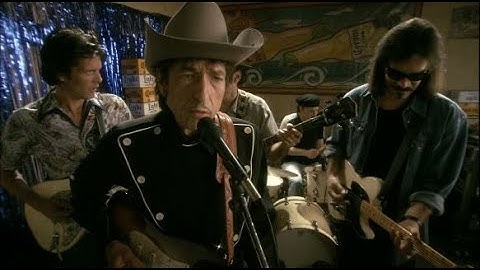 Bob Dylan canta "Down in the Flood" in MASKED AND ANONYMOUS [cinema & musica]