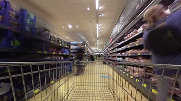 Insta360 go 2 Shopping Hyperlapse