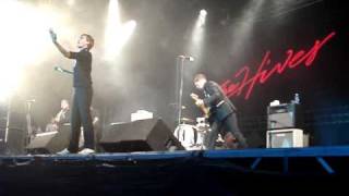 The Hives - Try It Again, live @ Way Out West 07