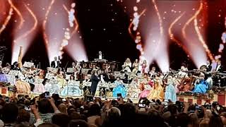 ENTRADA TRIUNFAL, André Rieu, Madrid, 10/2/2022