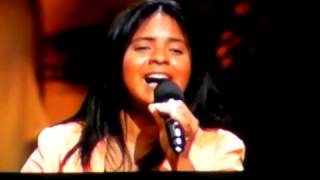 Sarah Vargas - Eres mi Protector (En Vivo desde 3ABN Latino) chords