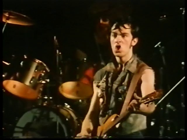 Mira Tenpole Tudor - Go Wilder (Sons of Stiff Tour 1980) en YouTube Mira Tenpole Tudor - Go Wilder (Sons of Stiff Tour 1980) en YouTube