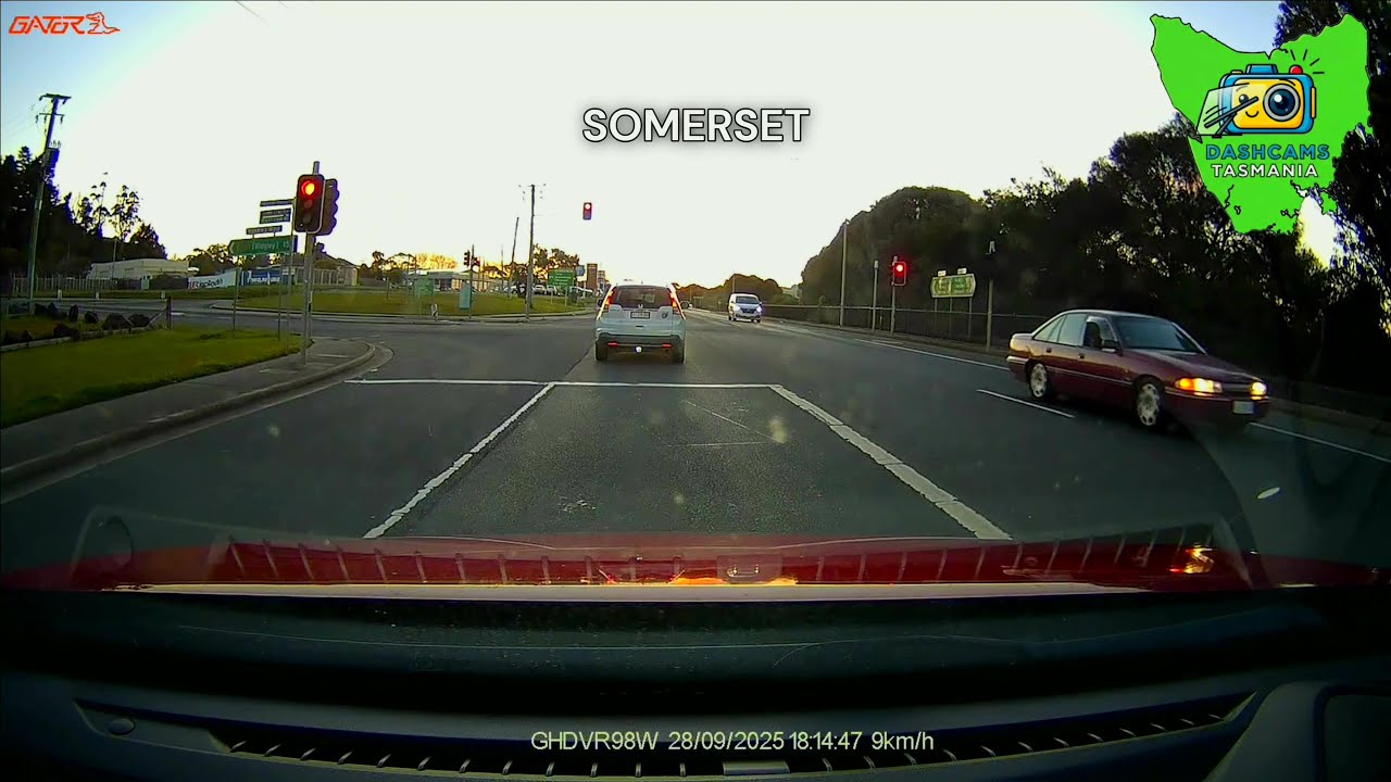 ZERO DAMNS GIVEN: Driver BLOWS Through Red Light (Somerset, TAS) - YouTube