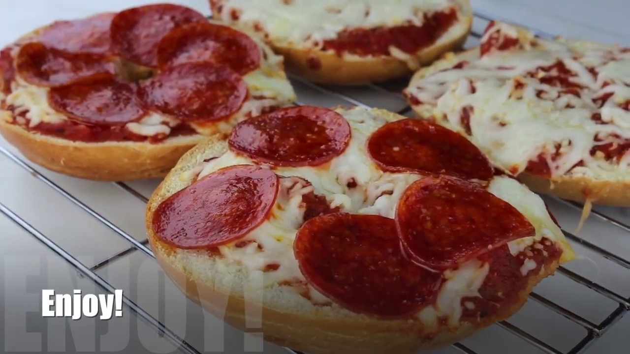Pizza Bagels 1 YouTube