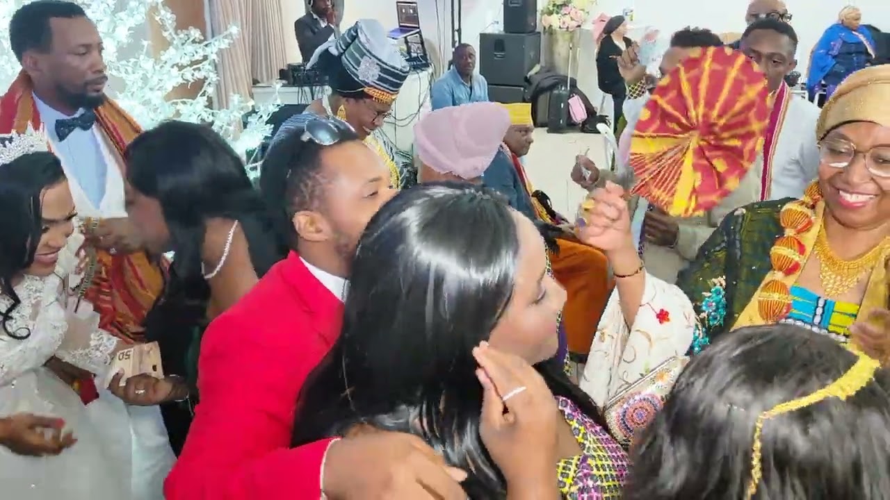 WOUKOUMBI HAMIDOU AHMADA ET HADIDJA IBROIHIM MOIDJA PARIS PARTIE 2