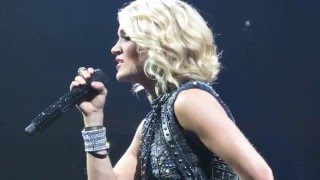 Video thumbnail of "Carrie Underwood- I Will Always Love You (Storyteller Tour: Tulsa, Oklahoma)"