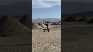 @BrettSube blazing all terrains on the 55mm Mini Super Juice! 🍊🏜️