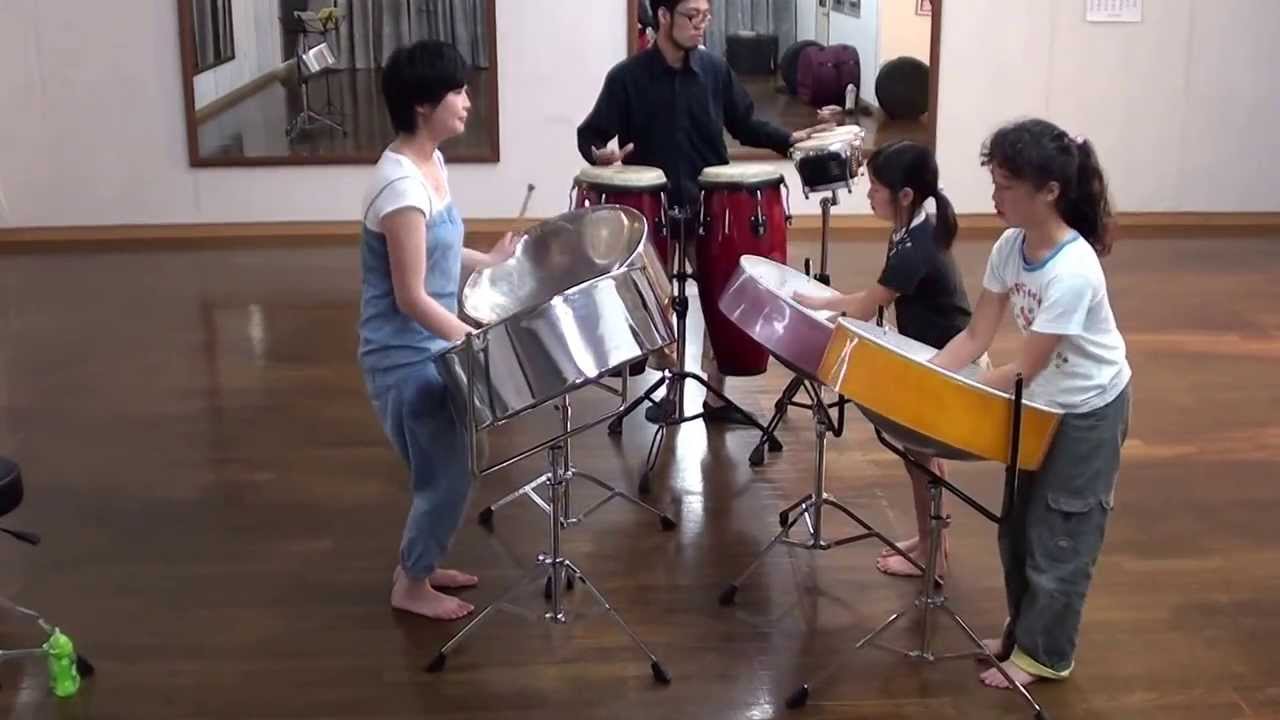 スティールパンで【小さな世界】