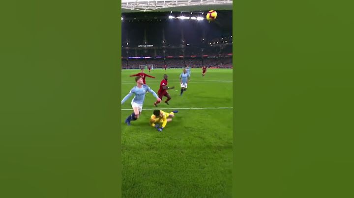 #OnThisDay in 2019, Stones made this incredible goal-line clearance in our 2-1 win against Liverpool