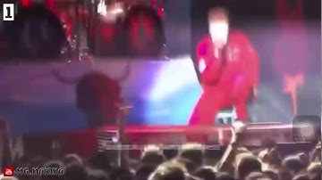 Mick Thomson kick Clown 🤣